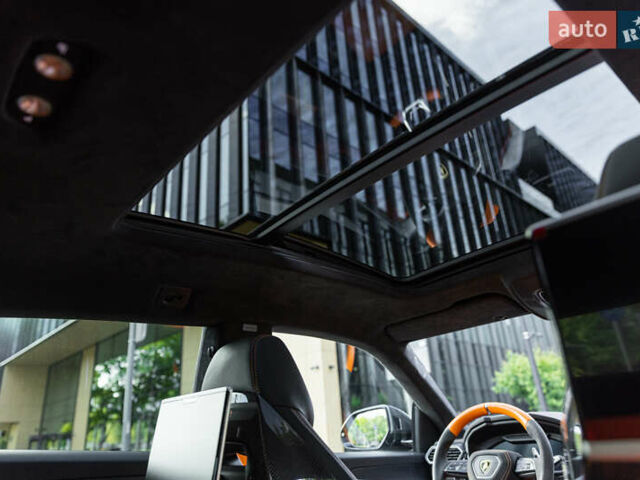 Ламборджини Урус 2020 в Киеве на Automoto.ua Серый Ламборджини Урус, объемом двигателя 4 л и пробегом 55 тыс. км за 300000 $, фото 41 на Automoto.ua