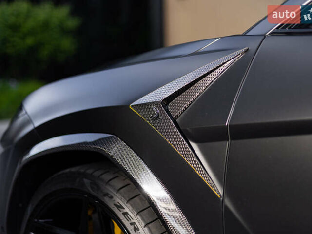 Ламборджини Урус 2020 в Киеве на Automoto.ua Серый Ламборджини Урус, объемом двигателя 4 л и пробегом 55 тыс. км за 300000 $, фото 28 на Automoto.ua