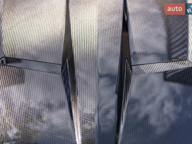 Ламборджини Урус 2020 в Киеве на Automoto.ua Серый Ламборджини Урус, объемом двигателя 4 л и пробегом 55 тыс. км за 300000 $, фото 12 на Automoto.ua