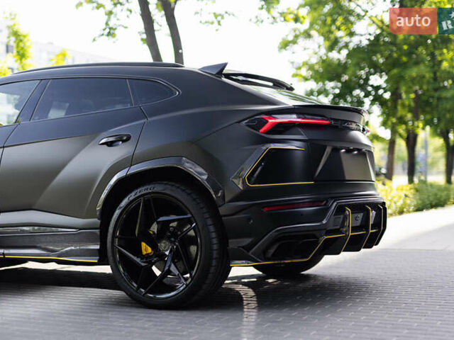 Ламборджини Урус 2020 в Киеве на Automoto.ua Серый Ламборджини Урус, объемом двигателя 4 л и пробегом 55 тыс. км за 300000 $, фото 20 на Automoto.ua