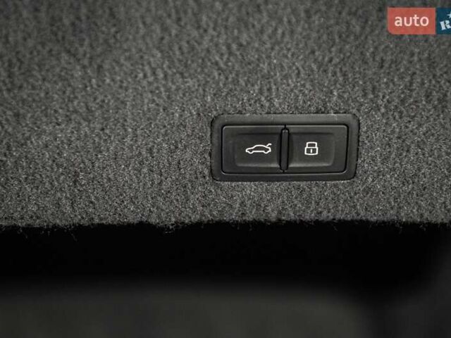 Синий Ламборджини Урус, объемом двигателя 4 л и пробегом 23 тыс. км за 239900 $, фото 89 на Automoto.ua