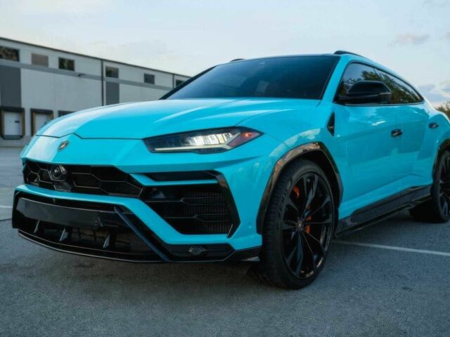 Синий Ламборджини Урус, объемом двигателя 4 л и пробегом 21 тыс. км за 72000 $, фото 2 на Automoto.ua