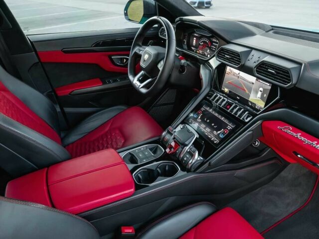 Синий Ламборджини Урус, объемом двигателя 4 л и пробегом 21 тыс. км за 72000 $, фото 8 на Automoto.ua