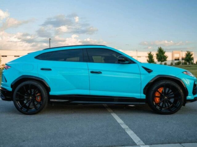 Синий Ламборджини Урус, объемом двигателя 4 л и пробегом 21 тыс. км за 72000 $, фото 7 на Automoto.ua