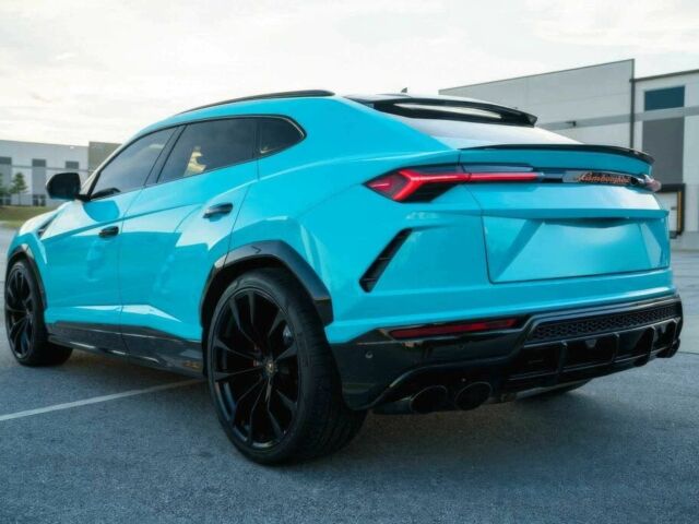 Синий Ламборджини Урус, объемом двигателя 4 л и пробегом 21 тыс. км за 72000 $, фото 4 на Automoto.ua