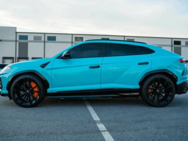 Синий Ламборджини Урус, объемом двигателя 4 л и пробегом 21 тыс. км за 72000 $, фото 3 на Automoto.ua