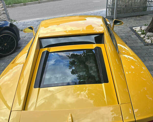 Желтый Ламборджини Gallardo LP 550-2, объемом двигателя 5.2 л и пробегом 43 тыс. км за 250000 $, фото 28 на Automoto.ua
