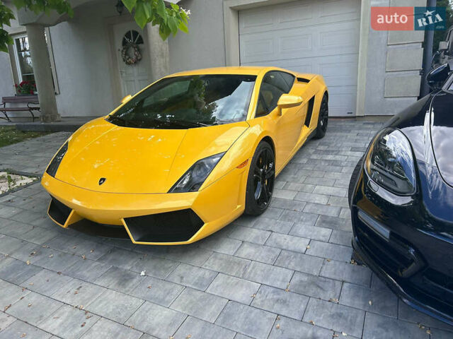 Желтый Ламборджини Gallardo LP 550-2, объемом двигателя 5.2 л и пробегом 43 тыс. км за 250000 $, фото 5 на Automoto.ua
