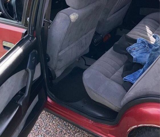 Червоний Лянча Dedra, об'ємом двигуна 2 л та пробігом 300 тис. км за 450 $, фото 5 на Automoto.ua
