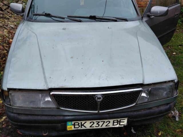 Сірий Лянча Dedra, об'ємом двигуна 1.8 л та пробігом 250 тис. км за 1350 $, фото 2 на Automoto.ua