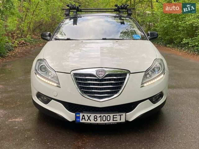 Белый Лянча Дельта, объемом двигателя 1.37 л и пробегом 225 тыс. км за 8000 $, фото 1 на Automoto.ua