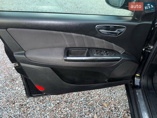 Черный Лянча Дельта, объемом двигателя 1.37 л и пробегом 228 тыс. км за 3900 $, фото 24 на Automoto.ua