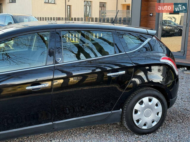 Черный Лянча Дельта, объемом двигателя 1.37 л и пробегом 228 тыс. км за 3900 $, фото 6 на Automoto.ua