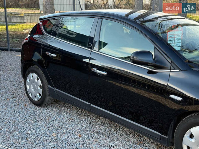 Черный Лянча Дельта, объемом двигателя 1.37 л и пробегом 228 тыс. км за 3900 $, фото 17 на Automoto.ua