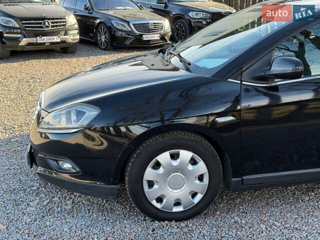 Черный Лянча Дельта, объемом двигателя 1.37 л и пробегом 228 тыс. км за 3900 $, фото 4 на Automoto.ua