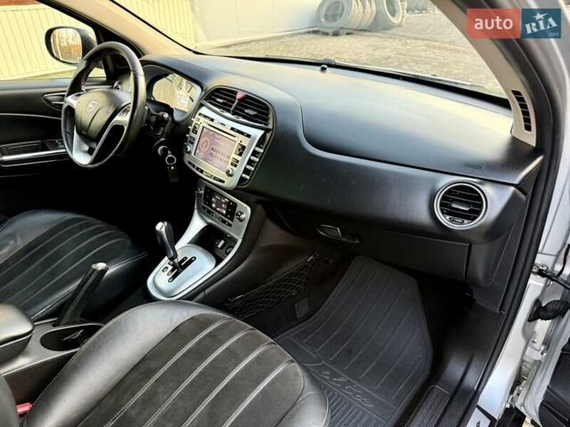 Серый Лянча Дельта, объемом двигателя 1.6 л и пробегом 265 тыс. км за 5700 $, фото 31 на Automoto.ua