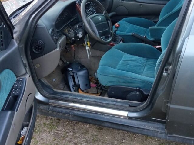 Черный Лянча Каппа, объемом двигателя 0 л и пробегом 320 тыс. км за 189 $, фото 6 на Automoto.ua