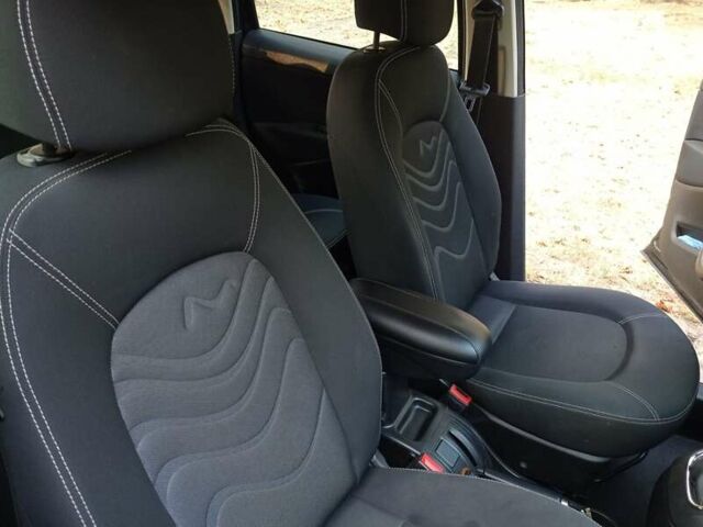 Чорний Лянча Musa, об'ємом двигуна 1.25 л та пробігом 175 тис. км за 4999 $, фото 42 на Automoto.ua