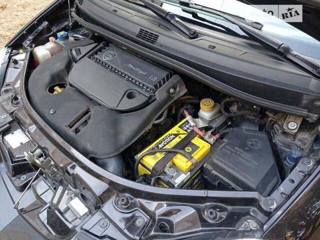 Чорний Лянча Musa, об'ємом двигуна 1.25 л та пробігом 175 тис. км за 4999 $, фото 24 на Automoto.ua