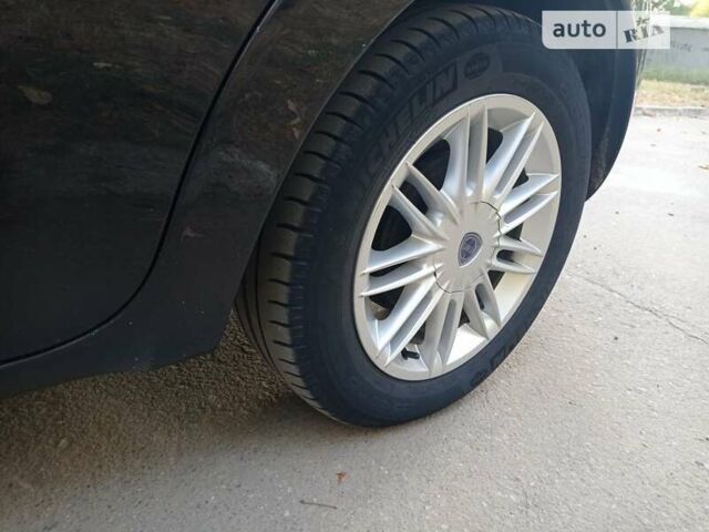 Чорний Лянча Musa, об'ємом двигуна 1.25 л та пробігом 175 тис. км за 4999 $, фото 11 на Automoto.ua