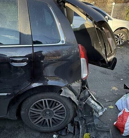 Черный Лянча Муса, объемом двигателя 1.37 л и пробегом 237 тыс. км за 2800 $, фото 7 на Automoto.ua