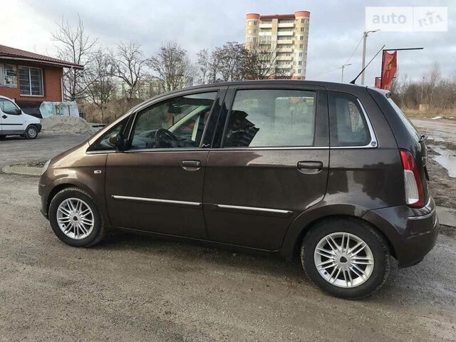 Коричневий Лянча Musa, об'ємом двигуна 1.4 л та пробігом 128 тис. км за 5900 $, фото 22 на Automoto.ua