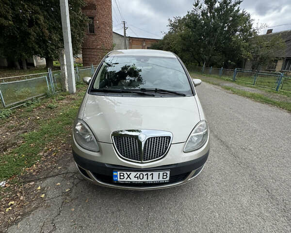 Лянча Musa, об'ємом двигуна 1.4 л та пробігом 280 тис. км за 3500 $, фото 2 на Automoto.ua