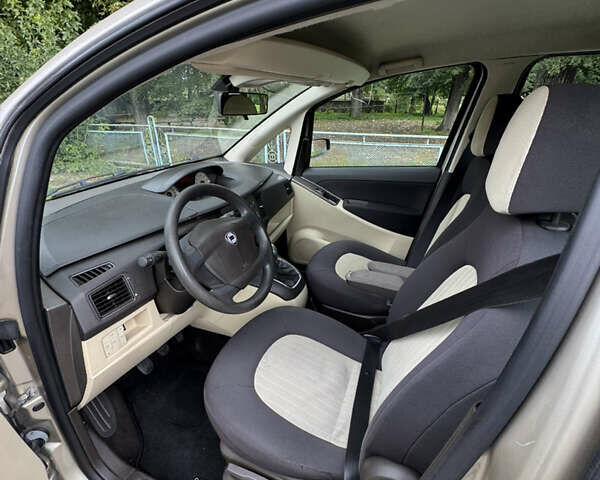 Лянча Муса, объемом двигателя 1.4 л и пробегом 280 тыс. км за 3000 $, фото 16 на Automoto.ua