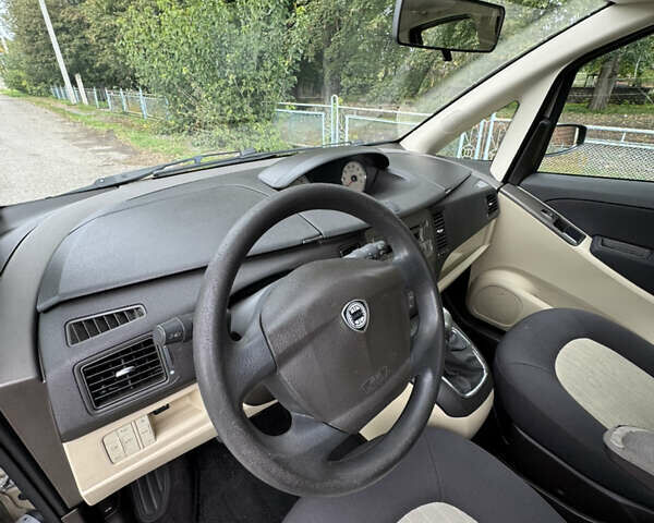 Лянча Musa, об'ємом двигуна 1.4 л та пробігом 280 тис. км за 3500 $, фото 17 на Automoto.ua