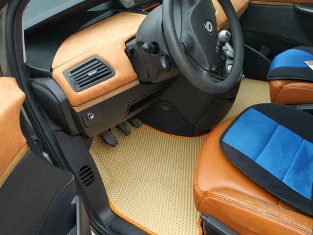 Серый Лянча Федра, объемом двигателя 2 л и пробегом 270 тыс. км за 4999 $, фото 1 на Automoto.ua