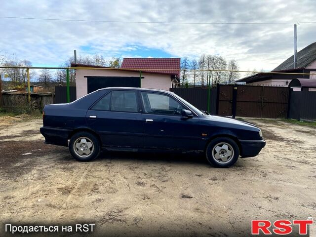 Лянча Thema, об'ємом двигуна 1.6 л та пробігом 0 тис. км за 650 $, фото 1 на Automoto.ua