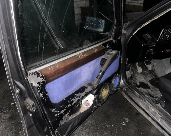 Сірий Лянча Thema, об'ємом двигуна 2 л та пробігом 350 тис. км за 1200 $, фото 5 на Automoto.ua