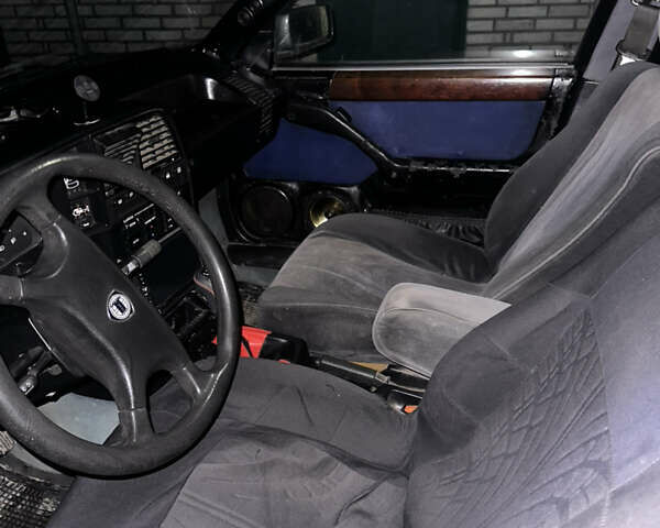 Сірий Лянча Thema, об'ємом двигуна 2 л та пробігом 350 тис. км за 1200 $, фото 4 на Automoto.ua