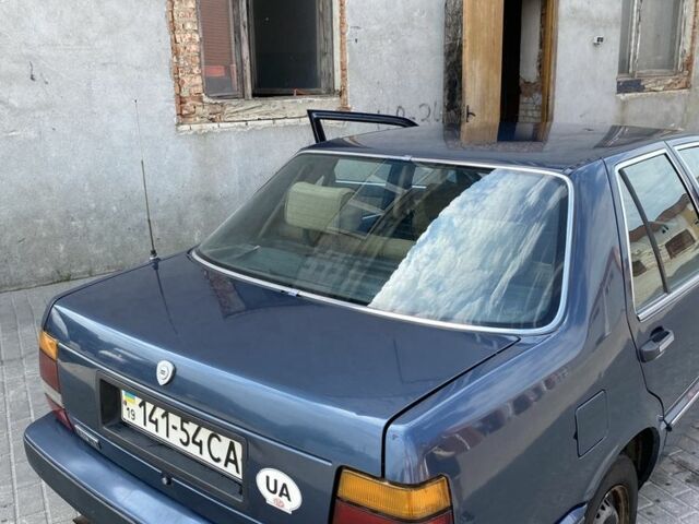 Сірий Лянча Thema, об'ємом двигуна 2 л та пробігом 250 тис. км за 1500 $, фото 2 на Automoto.ua