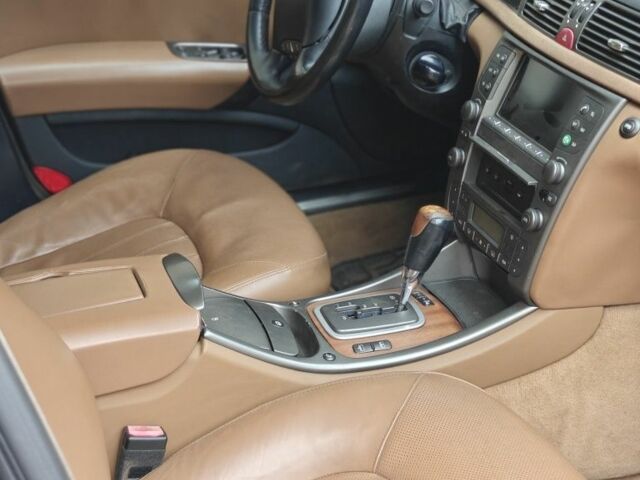 Фиолетовый Лянча Тезис, объемом двигателя 3.2 л и пробегом 243 тыс. км за 6000 $, фото 6 на Automoto.ua