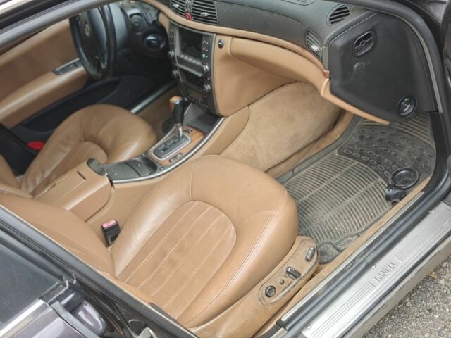 Фиолетовый Лянча Тезис, объемом двигателя 3.2 л и пробегом 243 тыс. км за 6000 $, фото 9 на Automoto.ua