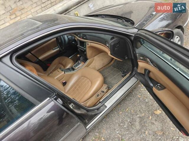 Фиолетовый Лянча Тезис, объемом двигателя 3.18 л и пробегом 288 тыс. км за 3300 $, фото 8 на Automoto.ua