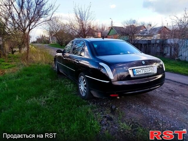 Лянча Тезис, объемом двигателя 3.2 л и пробегом 285 тыс. км за 5000 $, фото 2 на Automoto.ua
