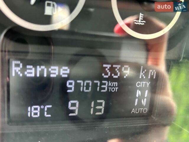 Білий Лянча Іпсілон, об'ємом двигуна 0.88 л та пробігом 97 тис. км за 5500 $, фото 1 на Automoto.ua