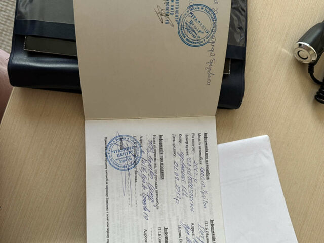 Червоний Лянча Іпсілон, об'ємом двигуна 0.9 л та пробігом 113 тис. км за 4800 $, фото 13 на Automoto.ua