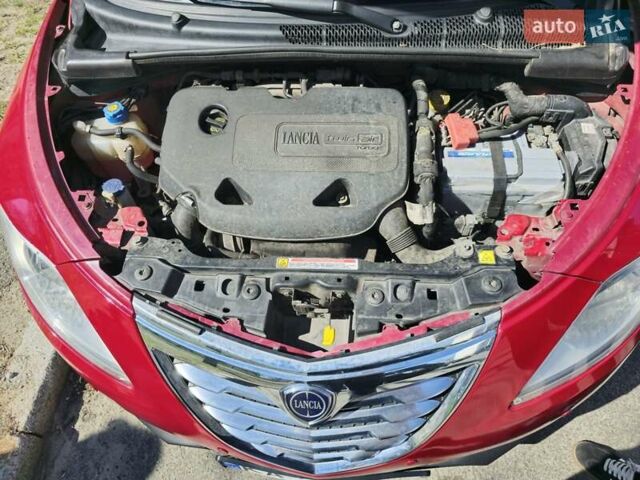 Красный Лянча Ипсилон, объемом двигателя 0.88 л и пробегом 89 тыс. км за 4444 $, фото 8 на Automoto.ua