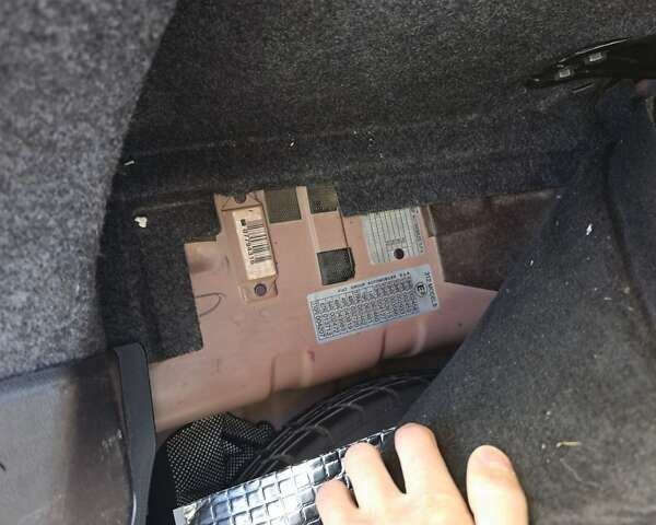 Красный Лянча Ипсилон, объемом двигателя 0.88 л и пробегом 89 тыс. км за 4444 $, фото 15 на Automoto.ua