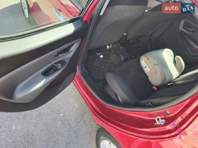 Красный Лянча Ипсилон, объемом двигателя 0.88 л и пробегом 89 тыс. км за 4444 $, фото 16 на Automoto.ua