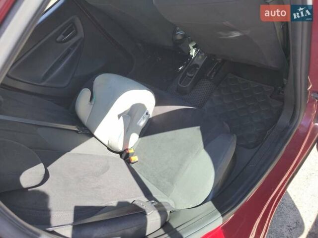 Красный Лянча Ипсилон, объемом двигателя 0.88 л и пробегом 89 тыс. км за 4444 $, фото 12 на Automoto.ua