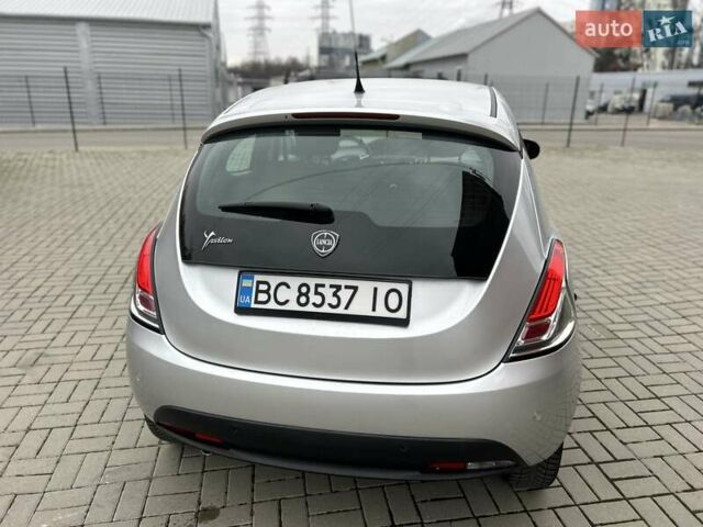 Серый Лянча Ипсилон, объемом двигателя 1.2 л и пробегом 55 тыс. км за 6500 $, фото 6 на Automoto.ua