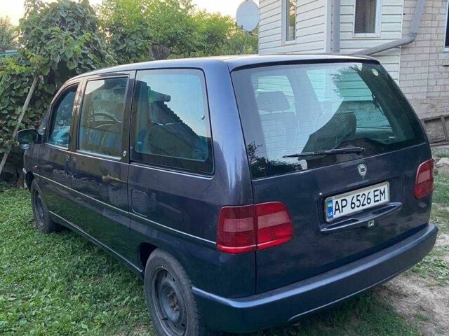 Синий Лянча Зета, объемом двигателя 2 л и пробегом 210 тыс. км за 3500 $, фото 4 на Automoto.ua