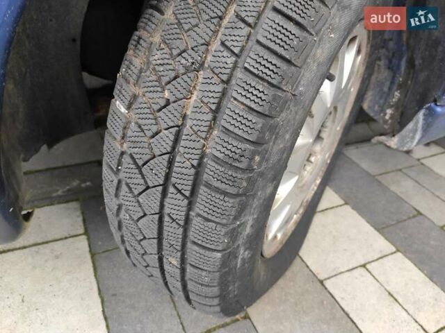 Синій Лянча Zeta, об'ємом двигуна 1.9 л та пробігом 250 тис. км за 3200 $, фото 15 на Automoto.ua