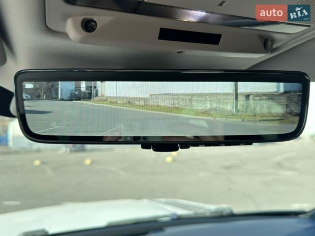 Белый Ленд Ровер Дефендер, объемом двигателя 2 л и пробегом 23 тыс. км за 59999 $, фото 31 на Automoto.ua