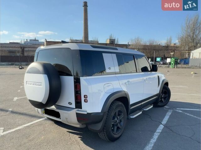 Белый Ленд Ровер Дефендер, объемом двигателя 2 л и пробегом 23 тыс. км за 59999 $, фото 6 на Automoto.ua
