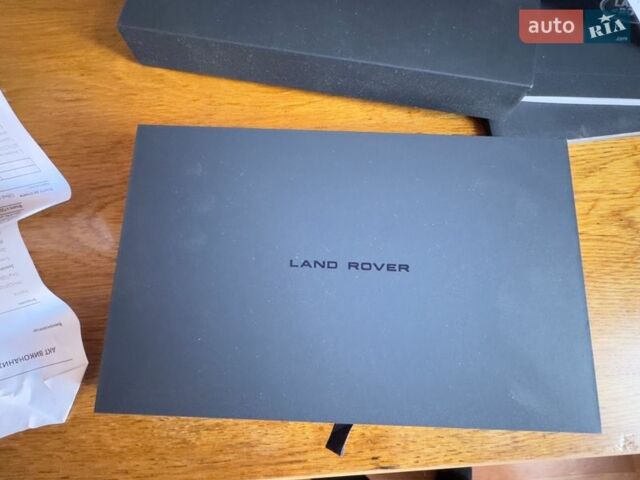 Белый Ленд Ровер Дефендер, объемом двигателя 2 л и пробегом 23 тыс. км за 59999 $, фото 35 на Automoto.ua